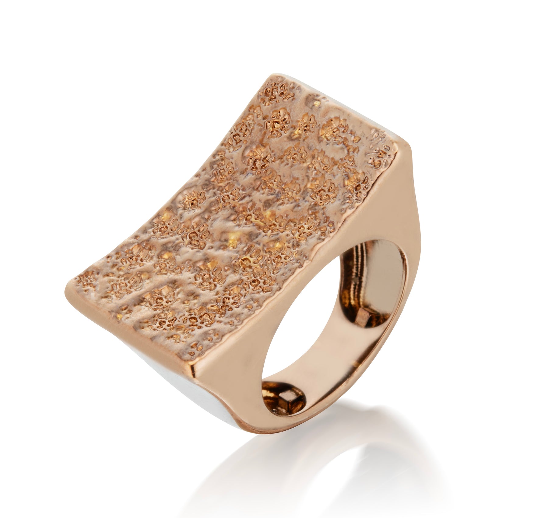 Embossed Headrest Ring in 23K Chocolate Gold Vermeil