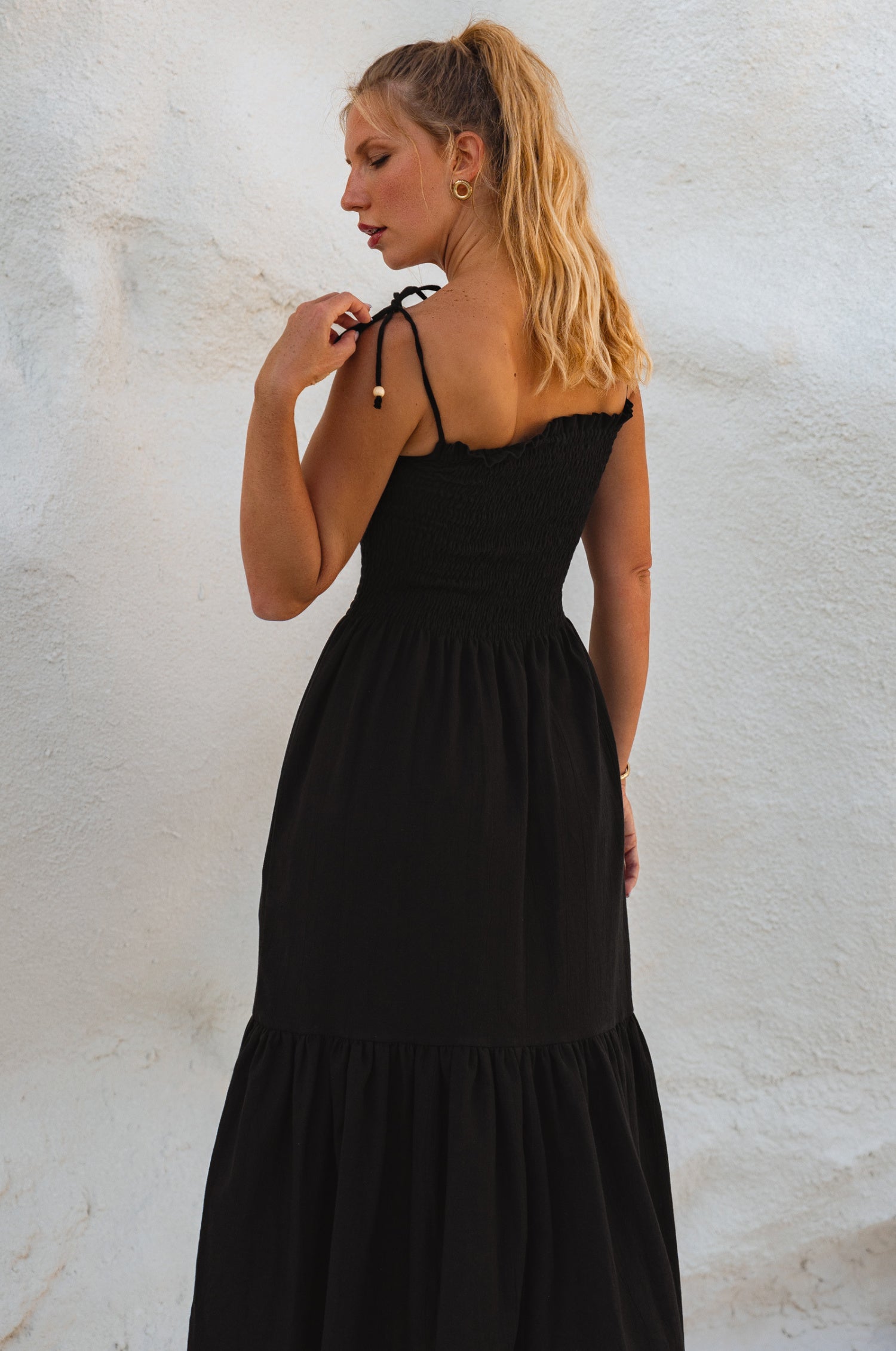 Paradiso Strappy Linen Midi Dress - Black