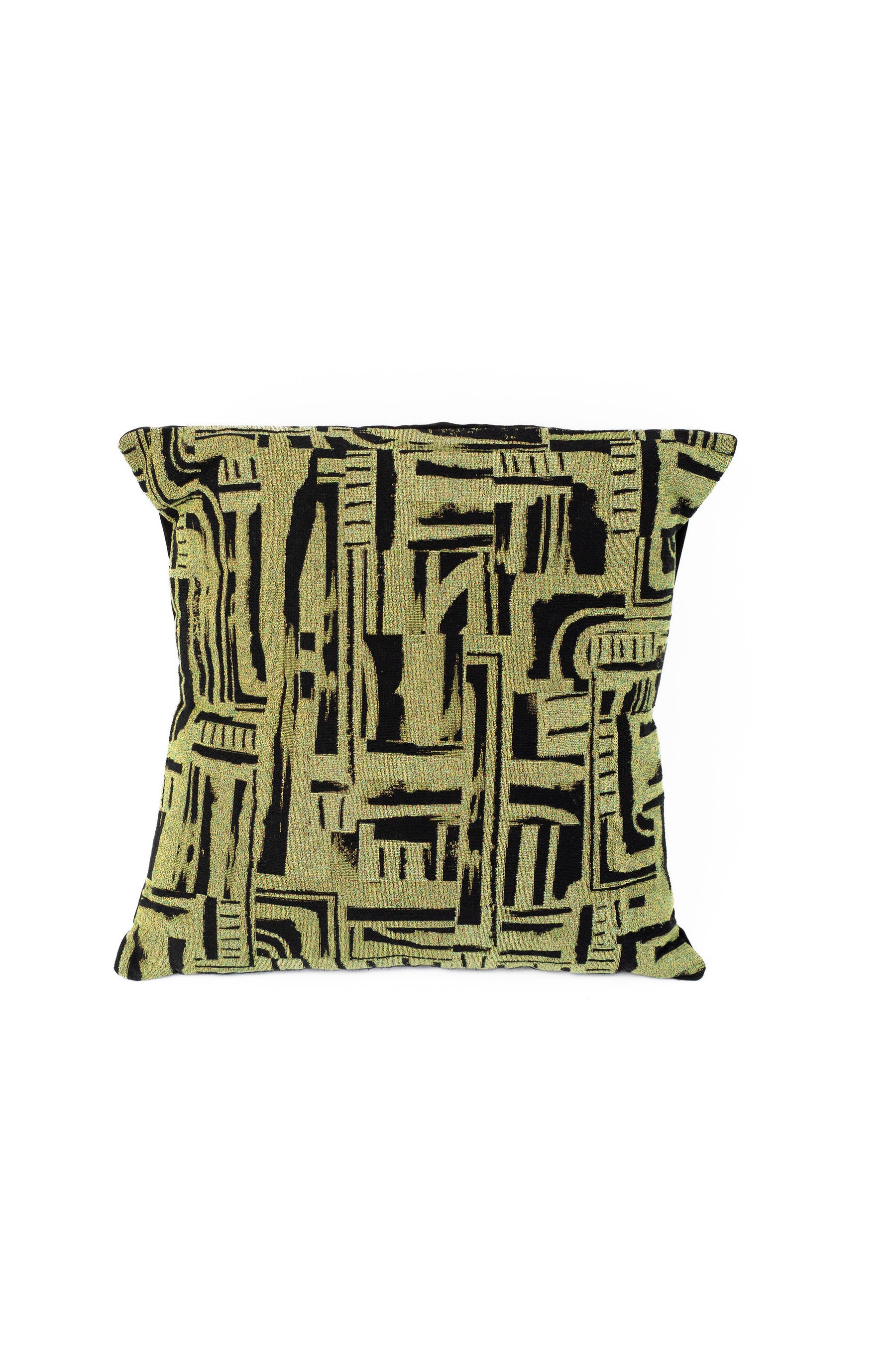 Bambu Throw Pillow