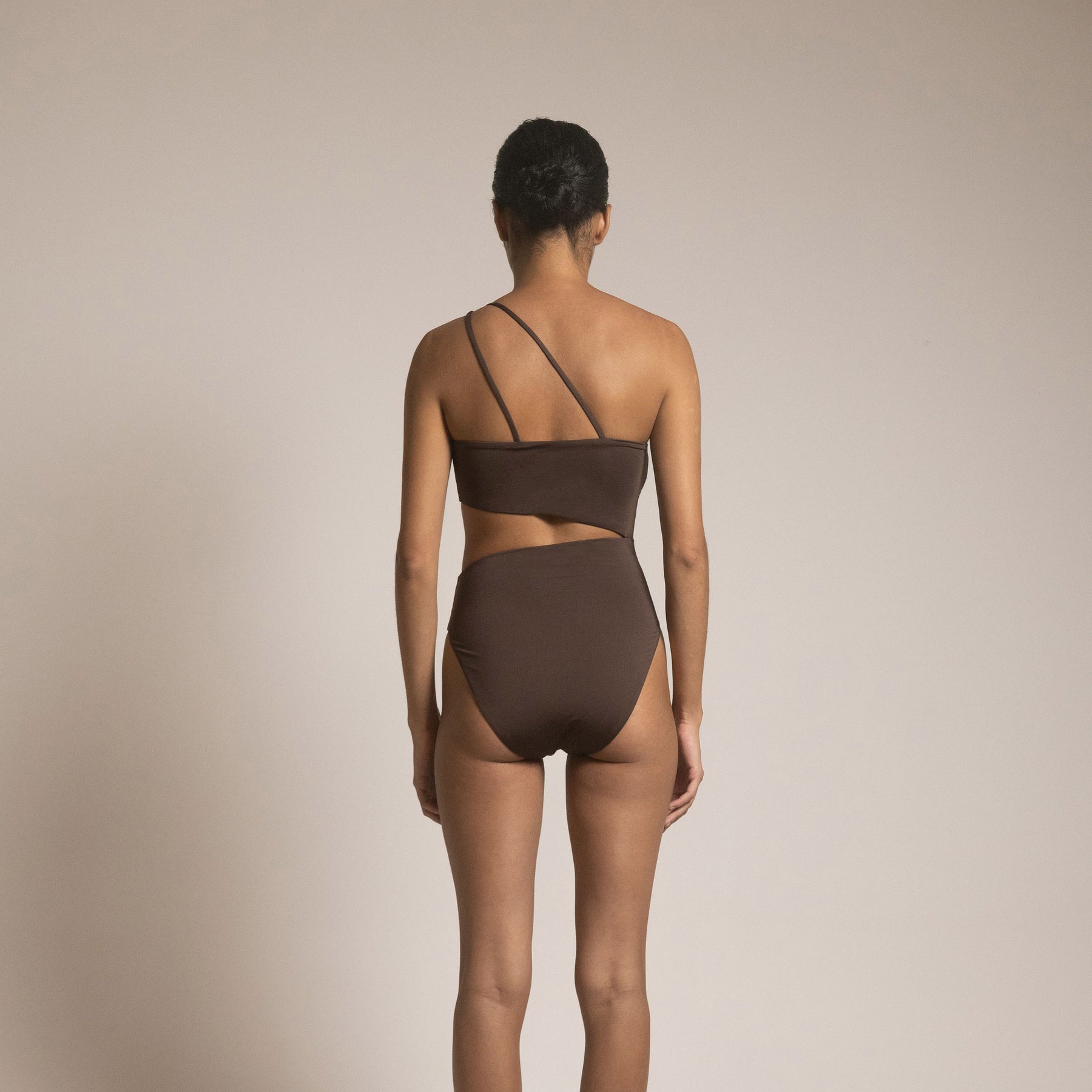 O320 ALEXANDRA ONE PIECE DARK BROWN