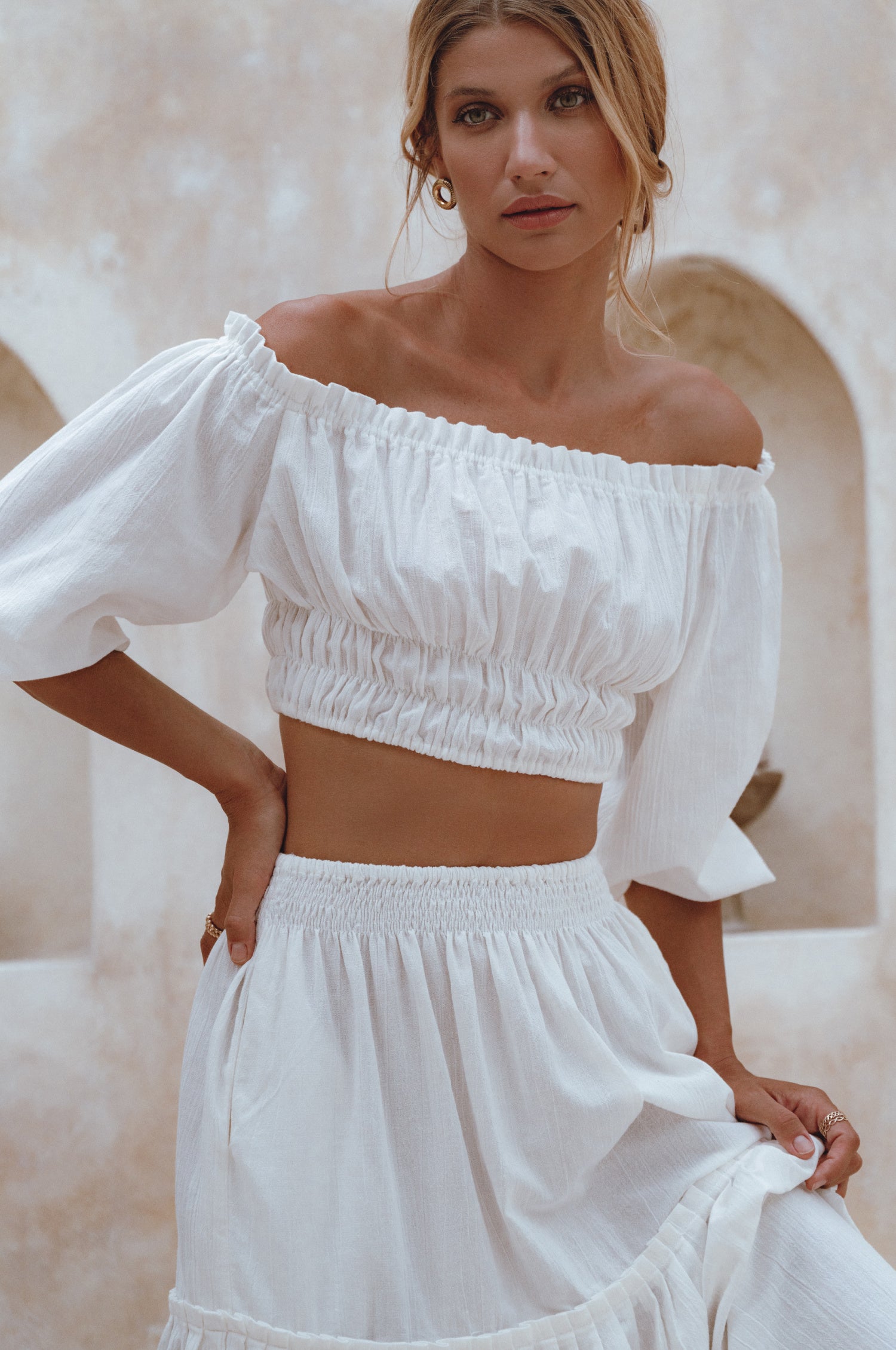 Annabelle Linen Cropped Top - White