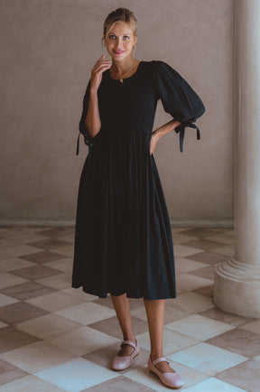 Freya Smocked Linen Midi Dress - Black